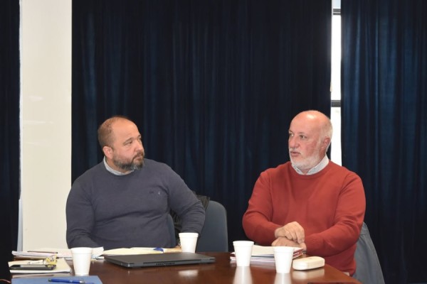 Senadores analizaron la creación del Colegio de Ingenieros Civiles junto a profesionales del sector