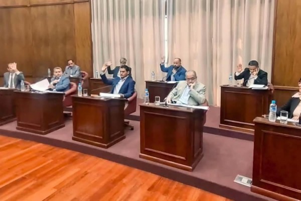 El Senado trató decretos clave y nombramientos durante la sesión del 9 de abril