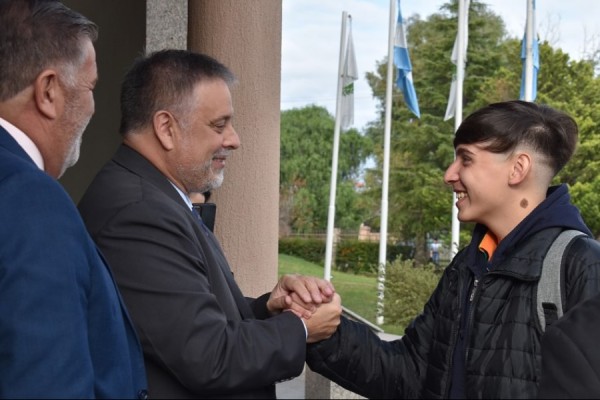 Estudiantes de Villa Mercedes participaron del programa “Diputado por un Día” en la Legislatura