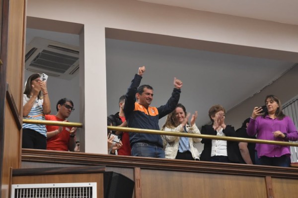 Aprobaciones legislativas: adhesiones nacionales, ley impositiva y rendiciones municipales