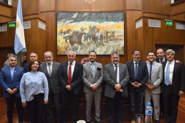 El Senado prestó acuerdo para la designación de un defensor y un fiscal en audiencia pública